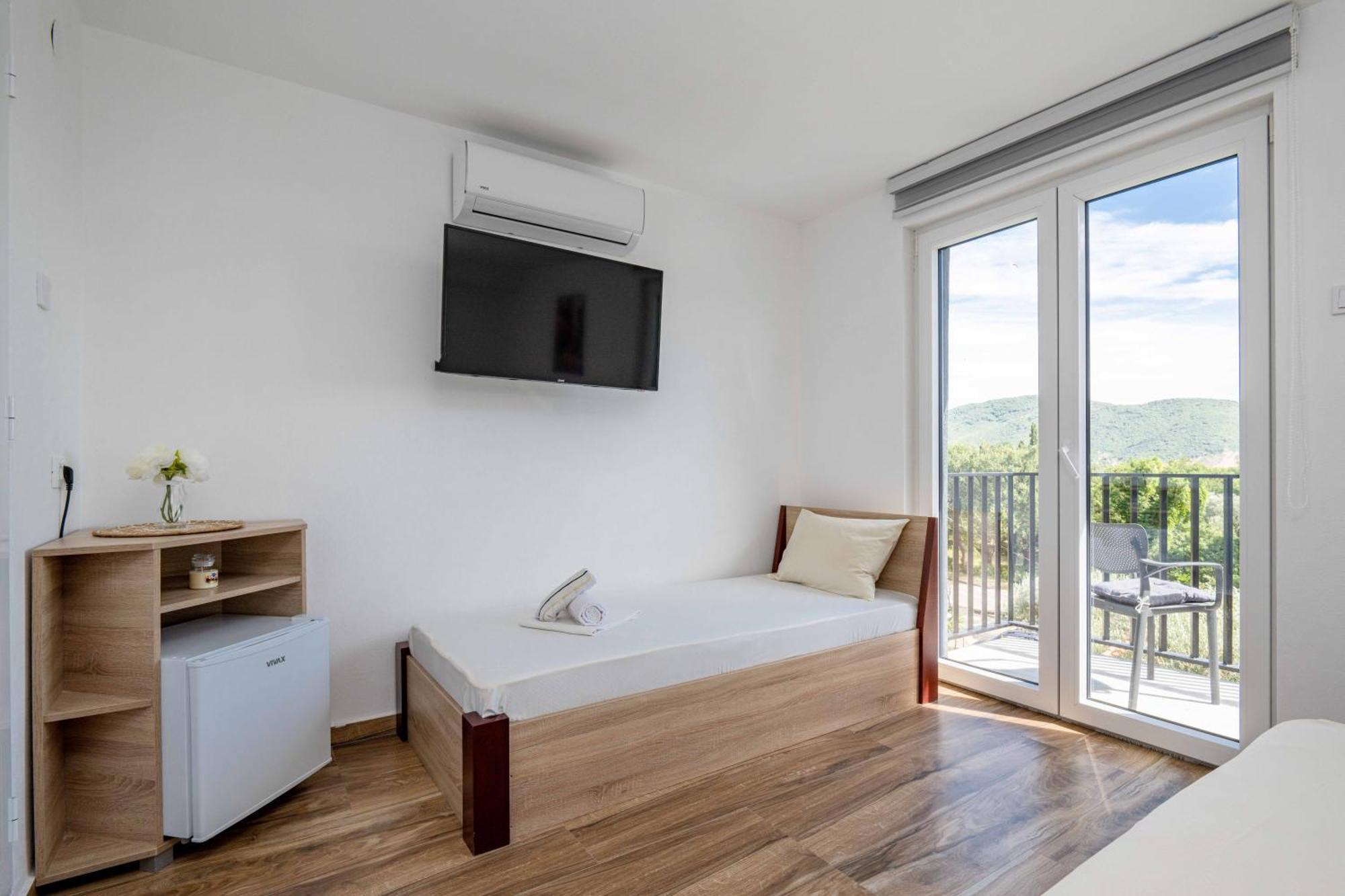 Sumice Inn Petrovac Luaran gambar